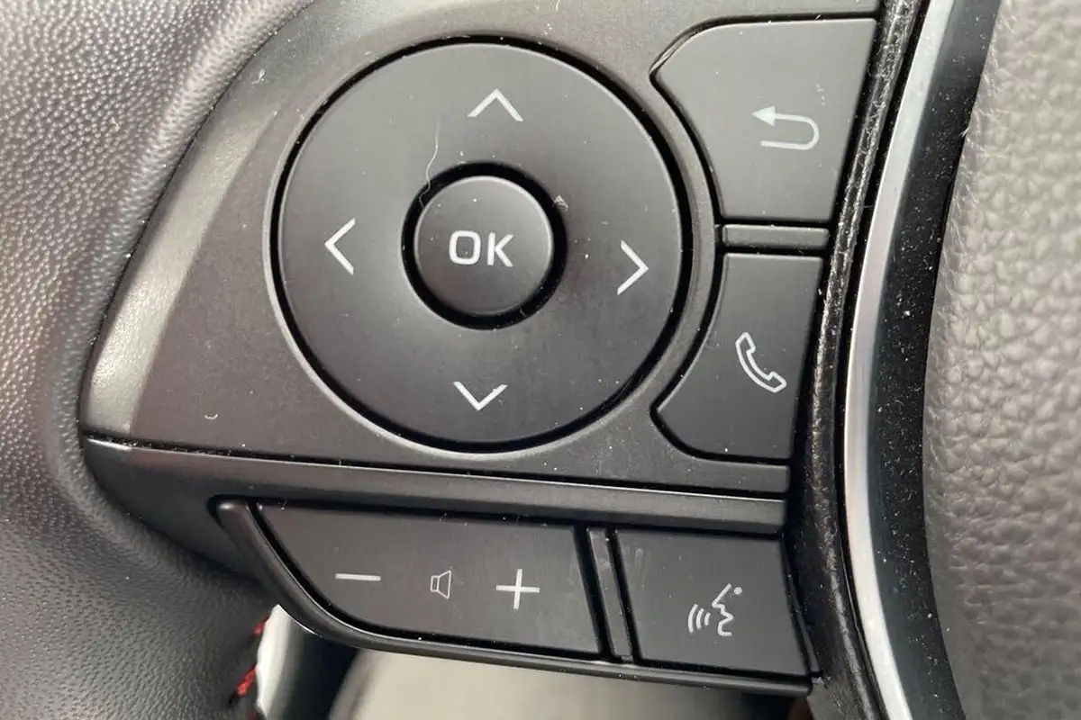 2023-toyota-rav4-25-vvt-i-dynamic-302bhp-plug-in-big-15