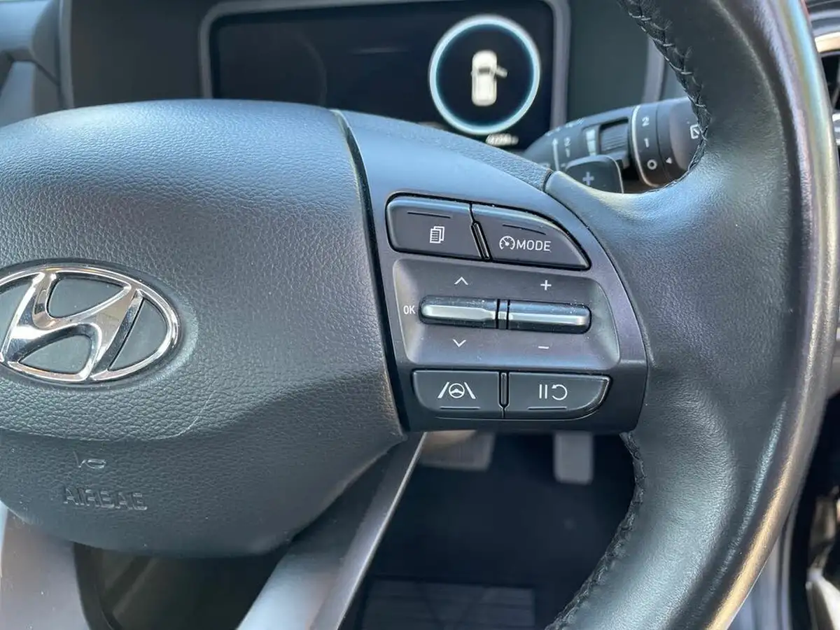 2023-hyundai-kona-16-gdi-se-connect-big-16