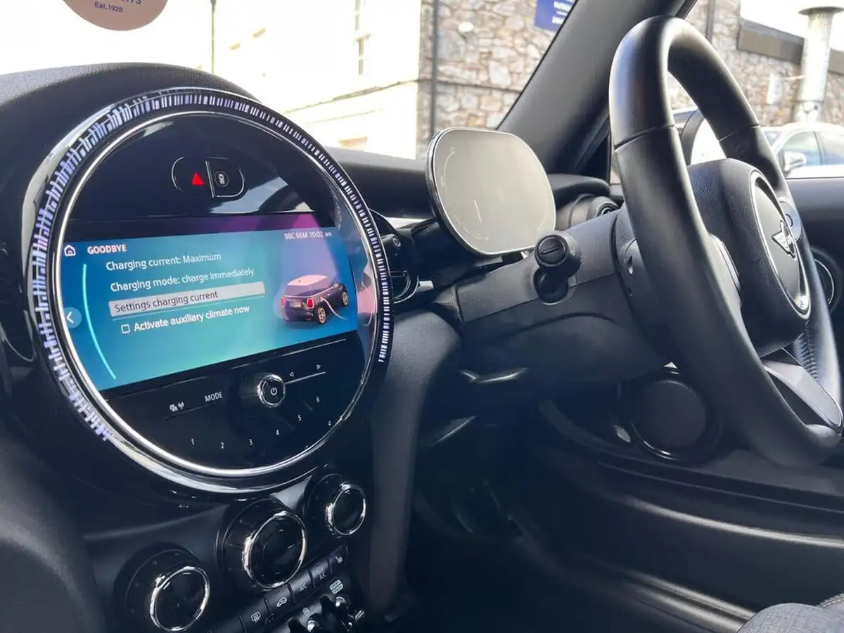 2023-mini-cooper-e-cooper-s-2-big-30