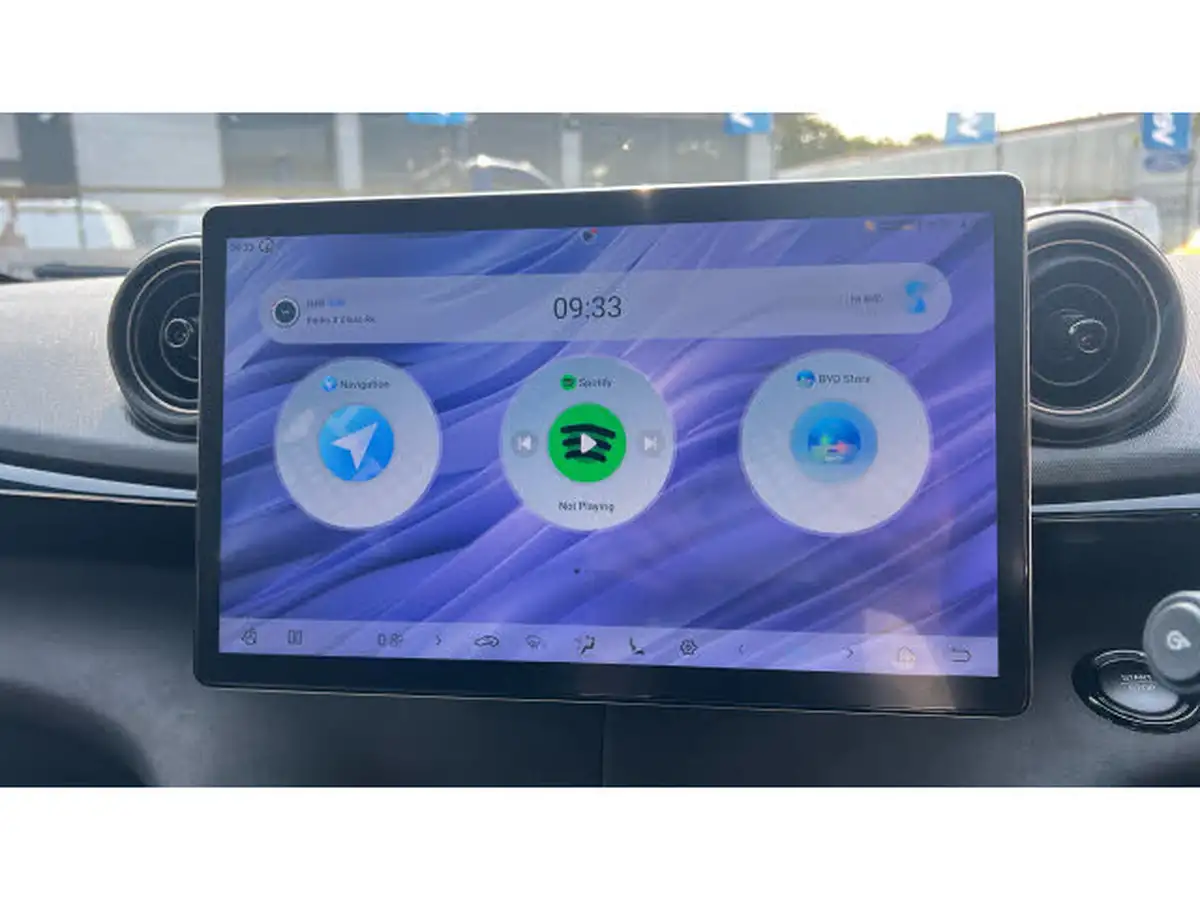 2025-byd-dolphin-e-comfort-big-11
