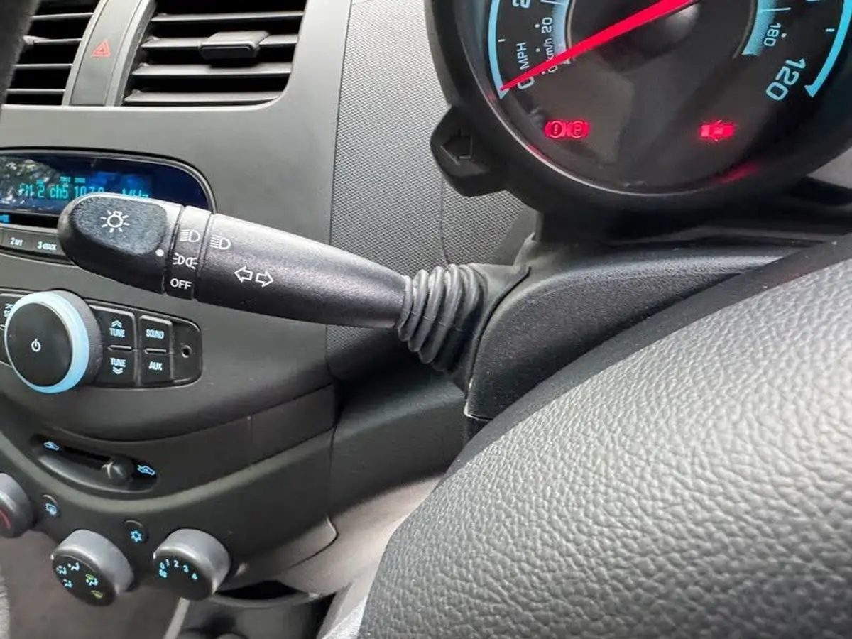 2011-chevrolet-spark-10-big-26