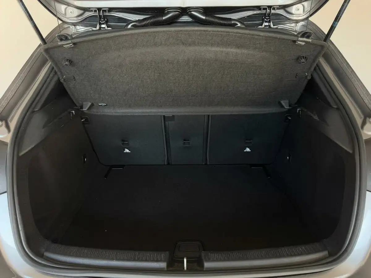 2020-mercedes-benz-a-class-13-a180-amg-line-executive-hatchback-5d-7g-dct-big-53