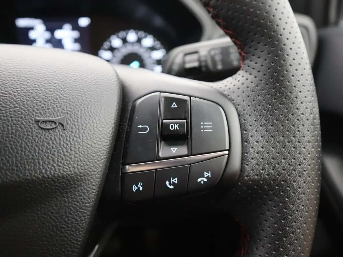 2024-ford-focus-10t-st-line-155ps-estate-powershift-big-37