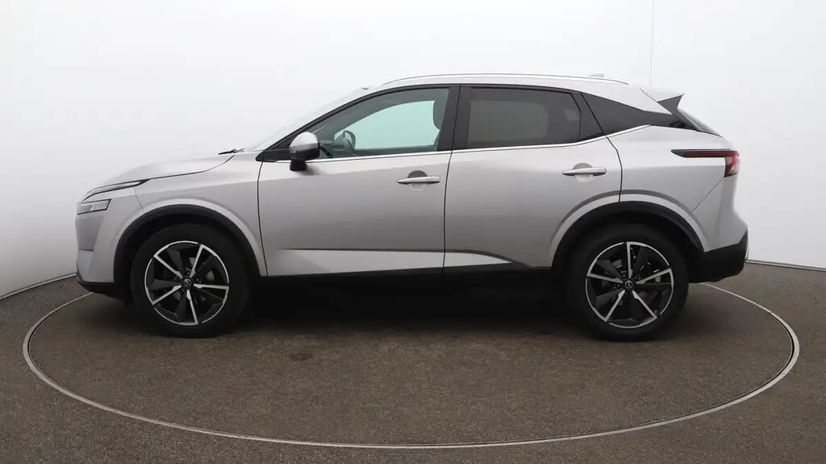 2022-nissan-qashqai-13-dig-t-tekna-158ps-big-55