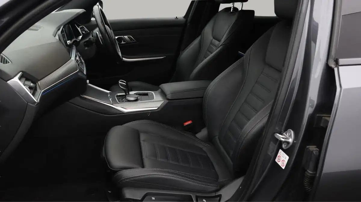 2022-bmw-3-series-20-330e-m-sport-pro-pack-saloon-4d-big-14