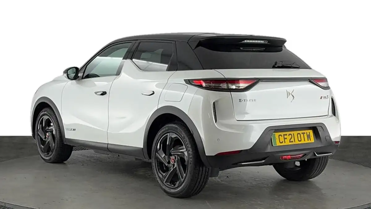 2021-ds-ds-3-crossback-e-tense-performance-line-big-5