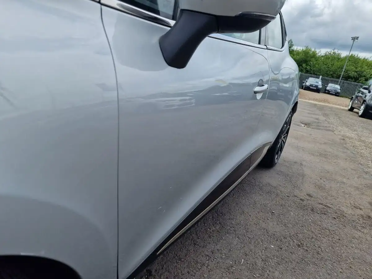 2018-renault-clio-15dci-signature-nav-90bhp-big-6