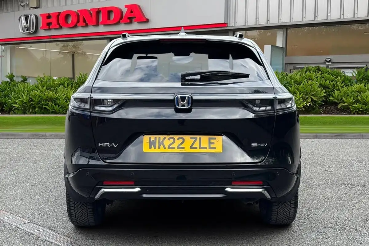 2022-honda-hr-v-15-i-mmd-advance-style-big-5