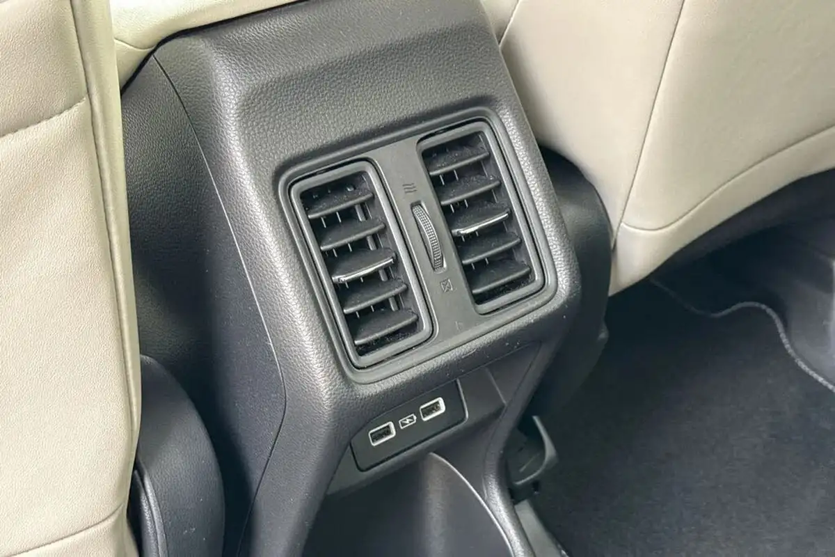 2022-honda-hr-v-15-i-mmd-advance-style-big-33