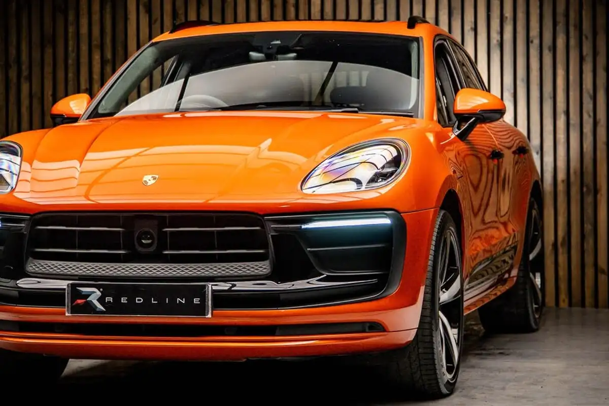 2023-porsche-macan-20-big-12