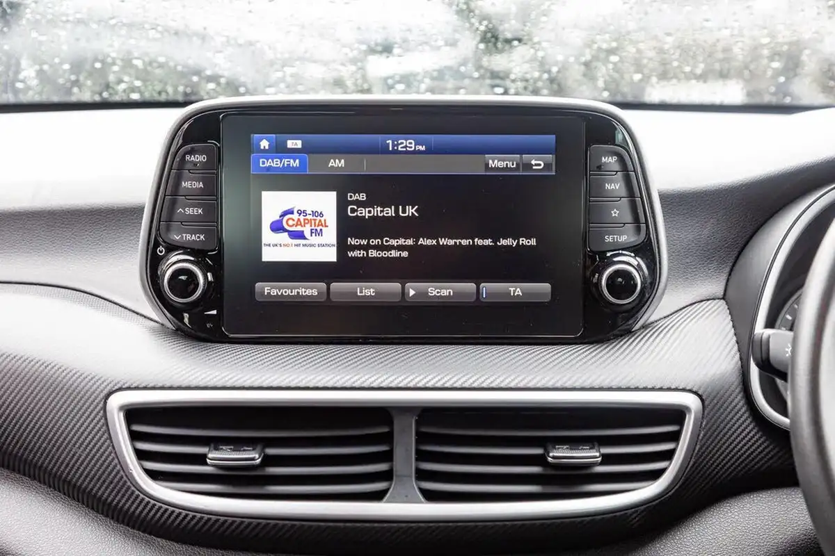 2021-hyundai-tucson-16crdi-se-nav-115ps-big-26