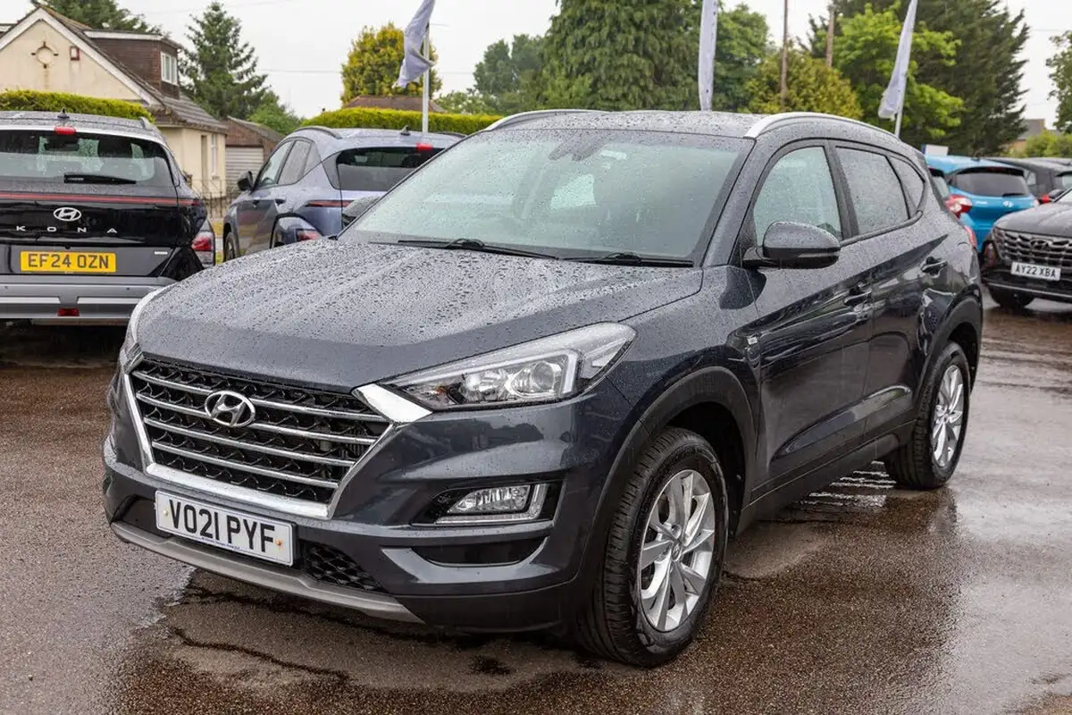 2021-hyundai-tucson-16crdi-se-nav-115ps-big-2