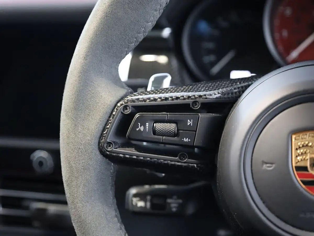 2022-porsche-macan-29-v6-gts-big-25