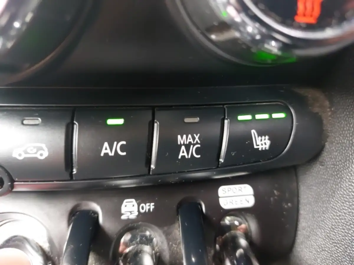 2019-mini-cooper-20-john-cooper-works-comfortnav-hatchback-3d-auto-big-13