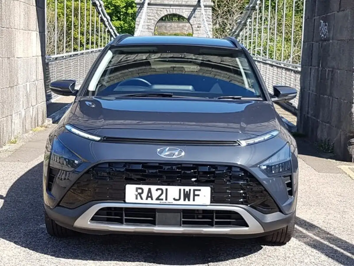 2021-hyundai-bayon-10-t-gdi-premium-120ps-big-11
