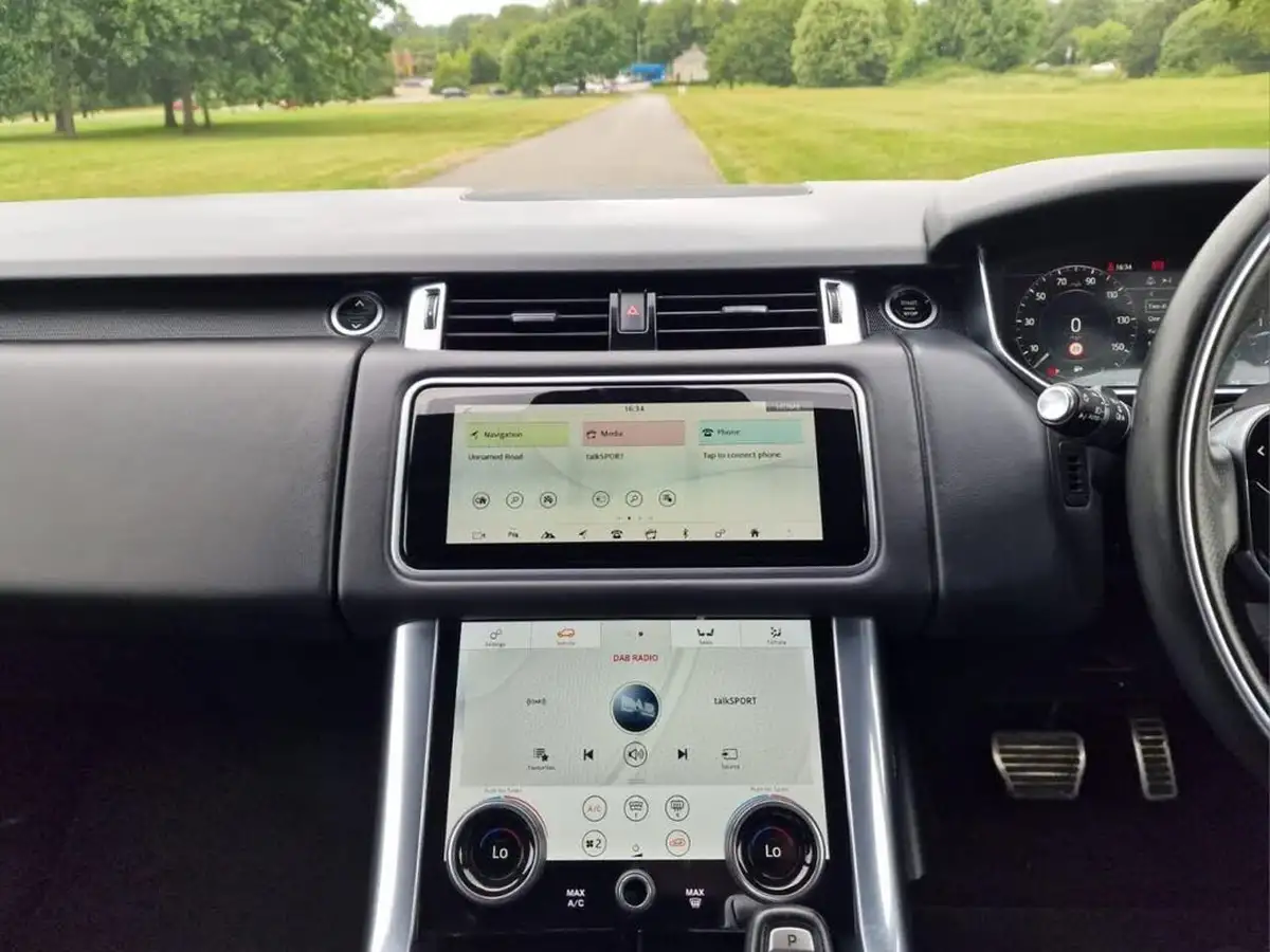 2021-land-rover-range-rover-sport-30-d300-hse-dynamic-black-big-12