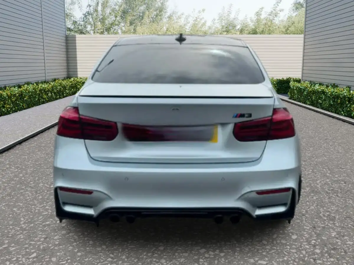 2018-bmw-3-series-30-m3-m-dct-big-6