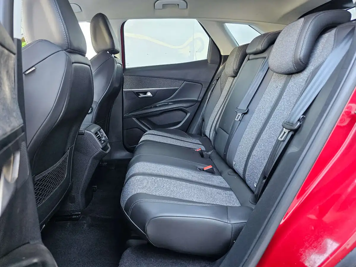 2018-peugeot-3008-suv-15-bluehdi-allure-big-10