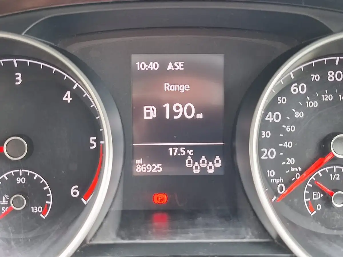2018-volkswagen-touran-16tdi-se-family-big-27