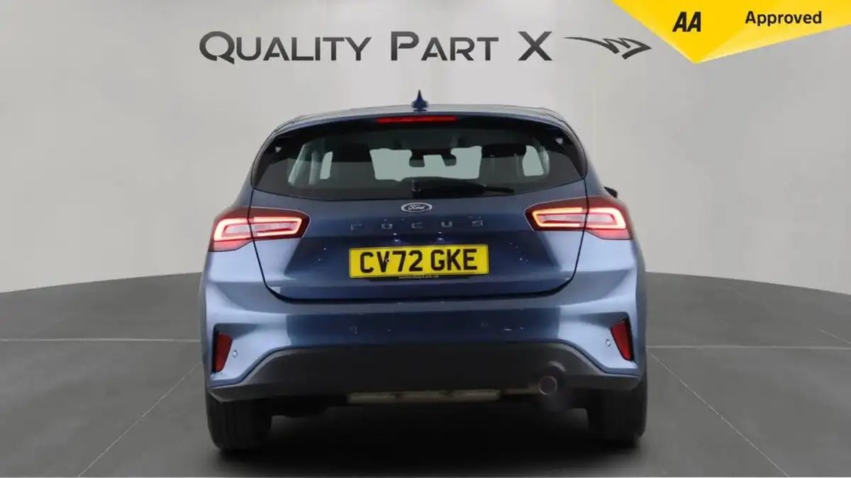 2022-ford-focus-10t-titanium-125ps-hatchback-big-5