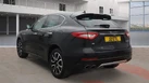 2017-maserati-levante-small-2