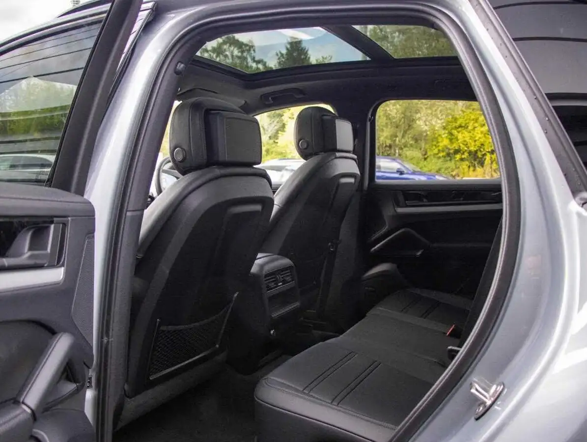2025-porsche-cayenne-30-v6-353ps-station-wagon-big-30
