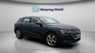 2022-audi-e-tron-55e-technik-station-wagon-small-1