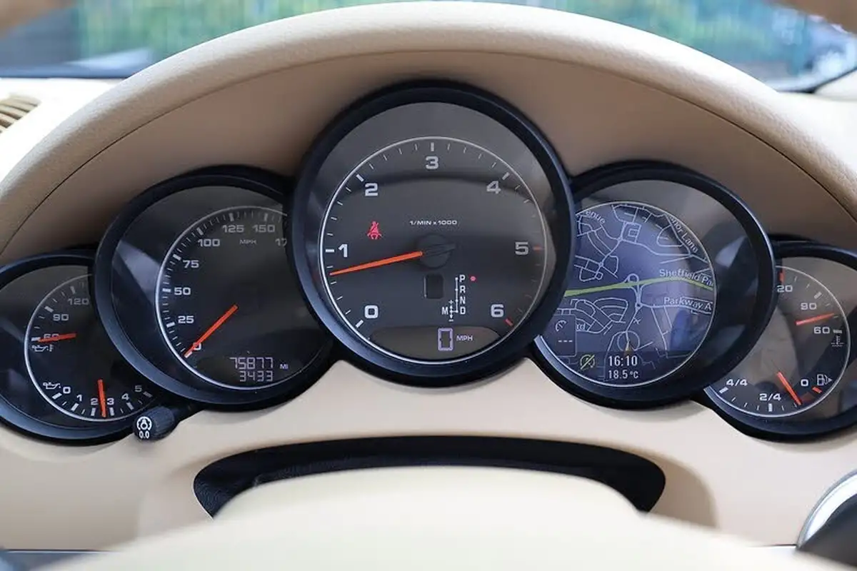 2014-porsche-cayenne-30td-platinum-edition-big-27