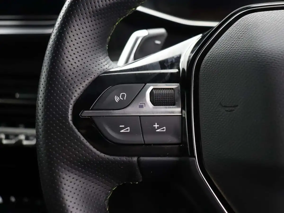 2022-peugeot-208-12-puretech-gt-premium-130bhp-eat8-big-24