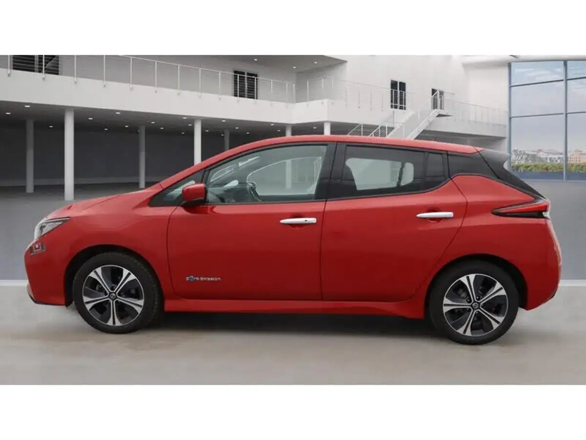 2020-nissan-leaf-e-e-tekna-big-10