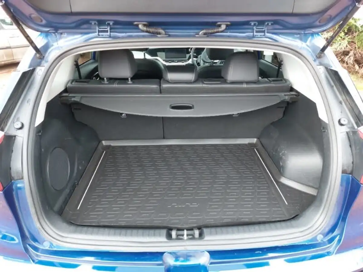 2020-kia-e-niro-ev-4-big-7