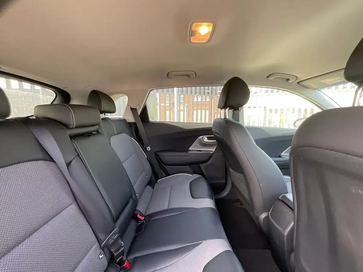2022-kia-e-niro-ev-2-64-big-11
