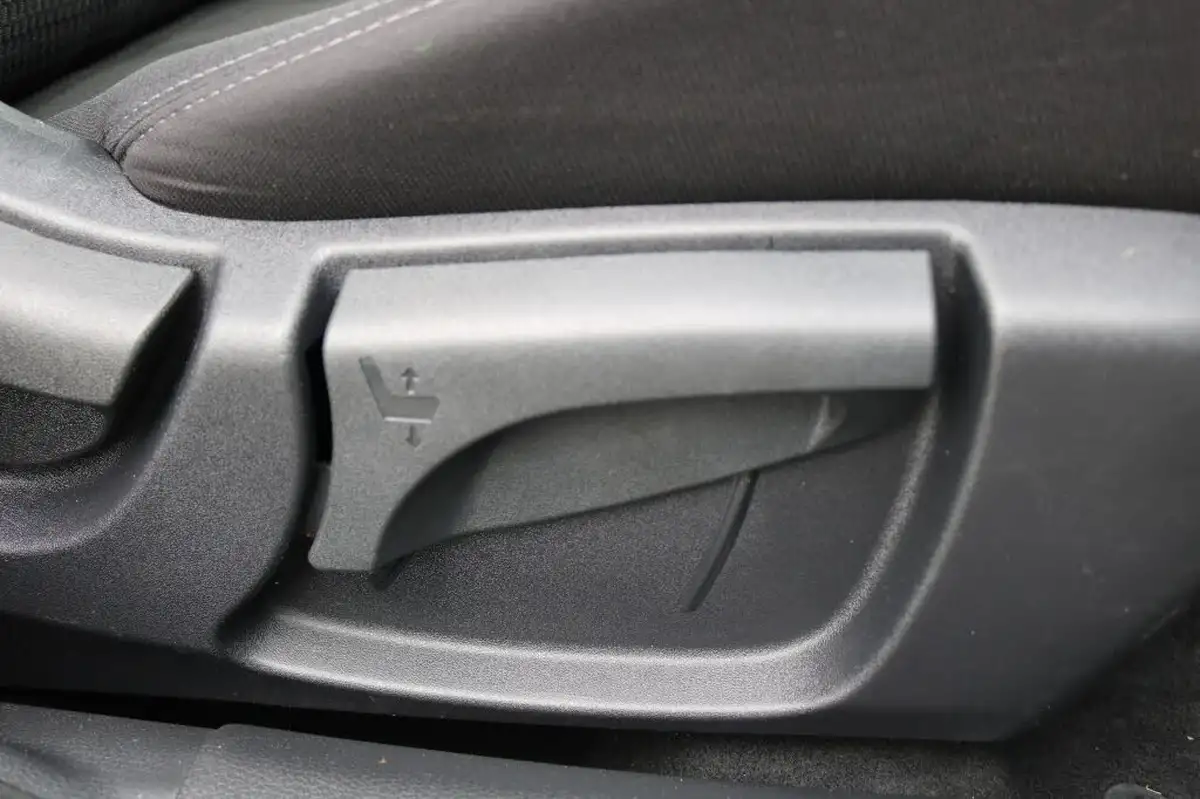 2019-nissan-qashqai-15dci-acenta-premium-heat-pack-big-26
