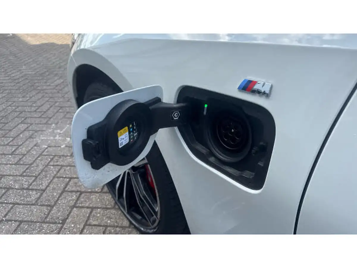 2024-bmw-3-series-20-330e-m-sport-touring-5d-big-44