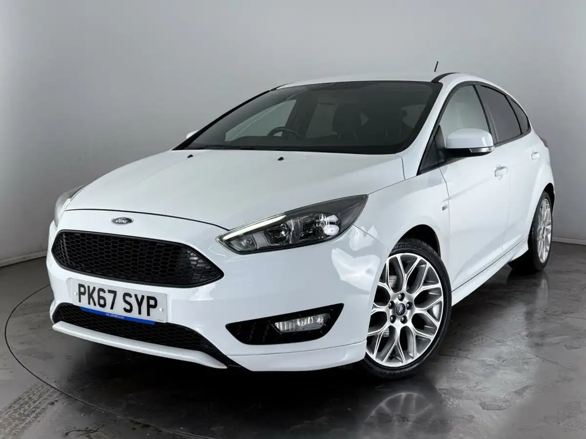 2017-ford-focus-15tdci-st-line-hatchback-big-41