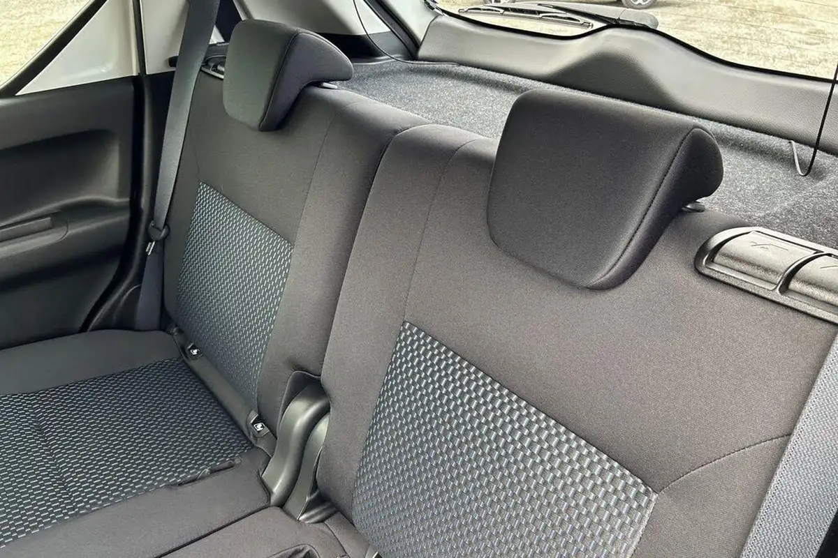 2022-suzuki-ignis-12-dualjet-sz5-cvt-big-11