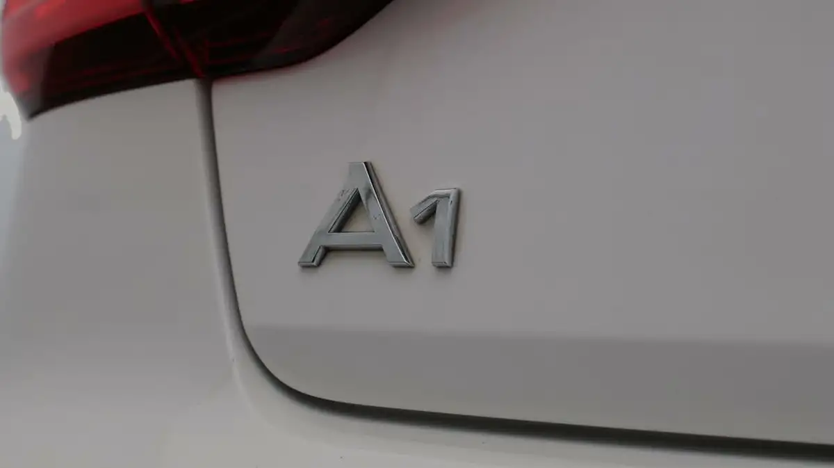 2023-audi-a1-10-30-tfsi-sport-s-tronic-big-22