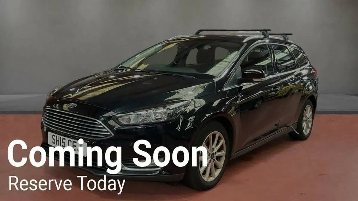 2015-ford-focus-16-titanium-estate-big-1