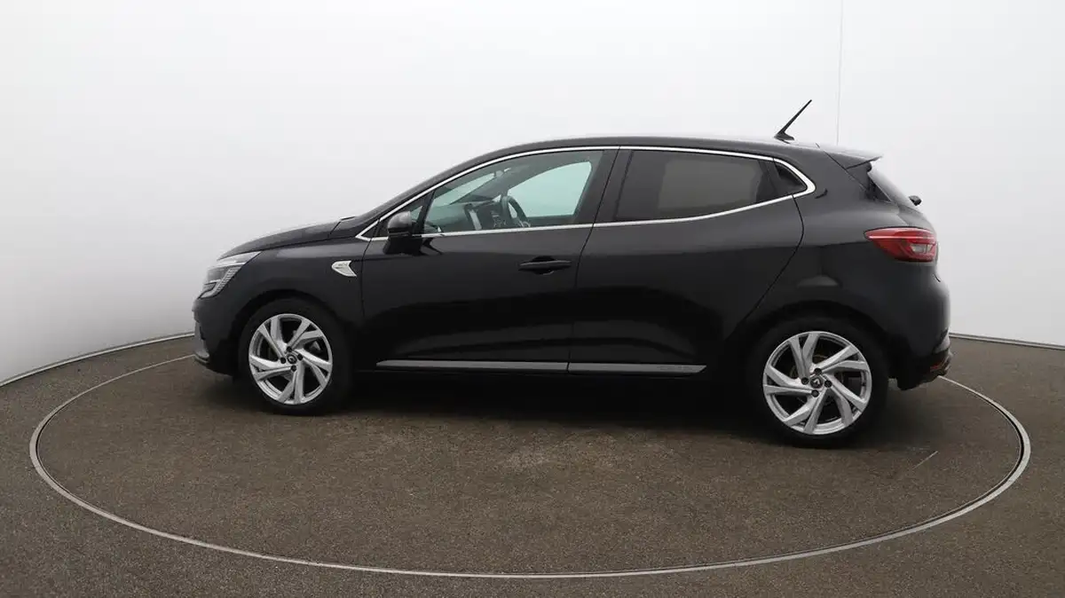 2020-renault-clio-13-tce-rs-line-big-58