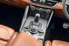 2019-alfa-romeo-giulia-20-veloce-small-16