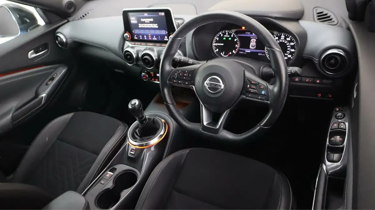 2020-nissan-juke-10-dig-t-tekna-117ps-big-9
