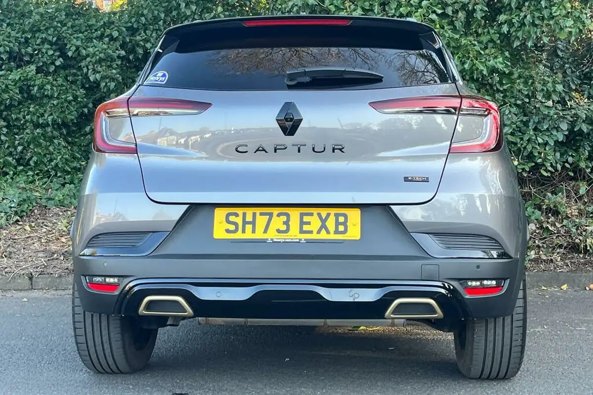 2023-renault-captur-16-e-tech-engineered-145ps-full-big-11
