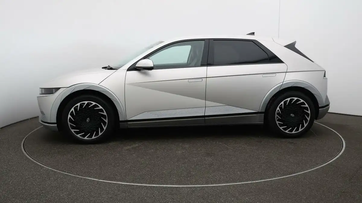 2022-hyundai-ioniq-5-e-ultimate-217ps-73kwh-rwd-big-63