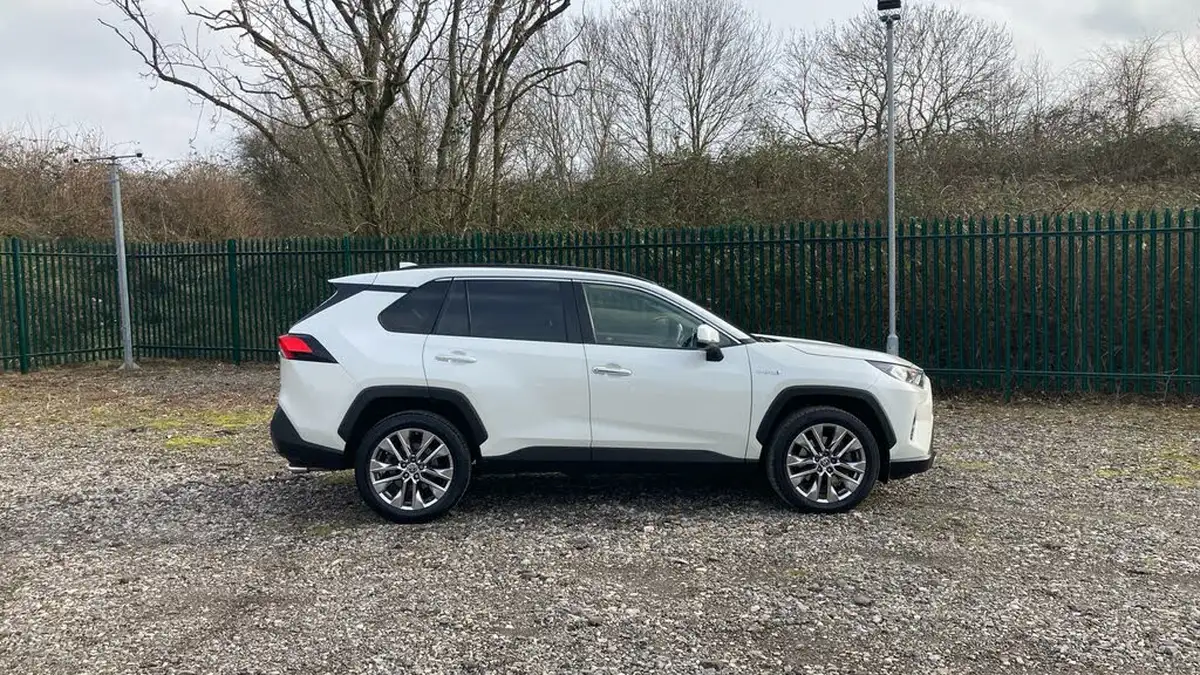 2022-toyota-rav4-25-vvt-i-excel-215bhp-big-15