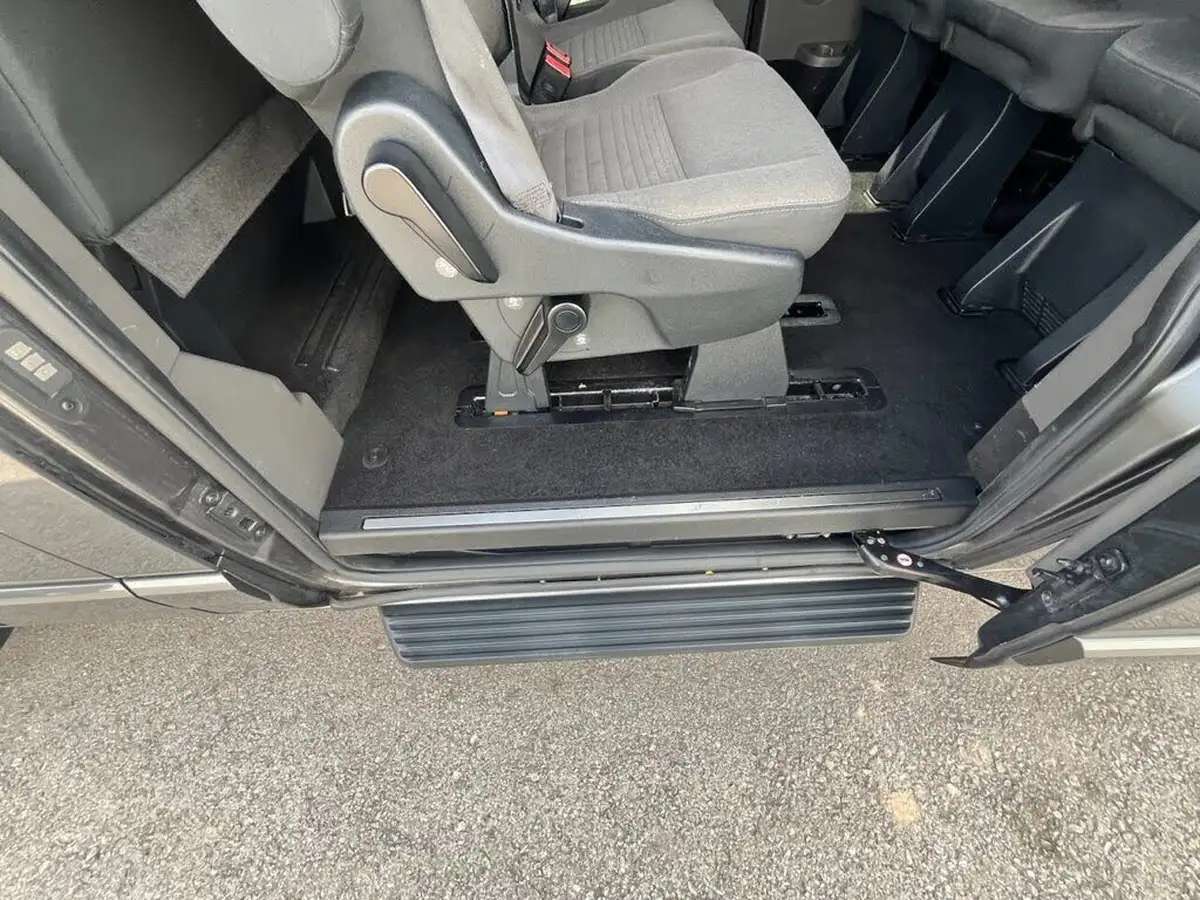 2021-ford-tourneo-custom-20tdci-320-l1-titanium-130pseu6dt-auto-big-8