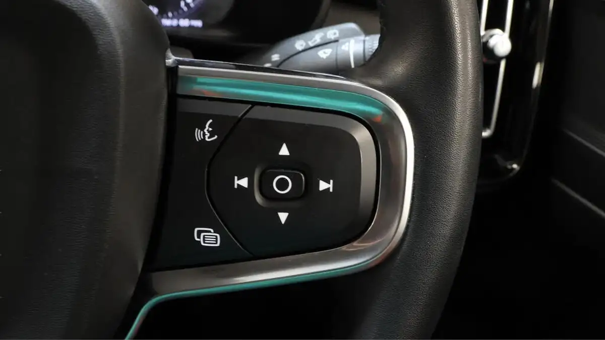2021-volvo-xc40-15-t5-inscription-pro-258bhp-big-25