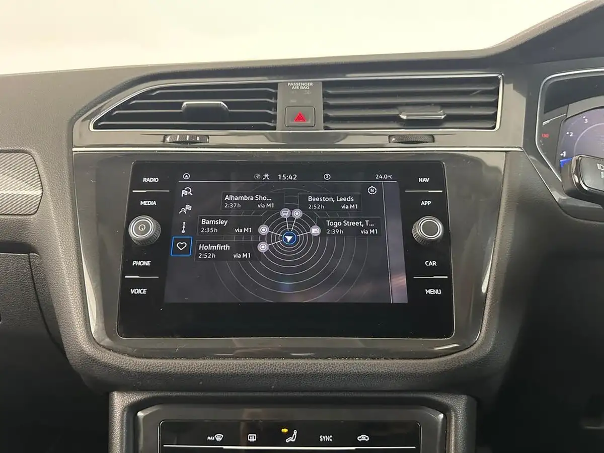 2022-volkswagen-tiguan-allspace-15-tsi-life-big-40