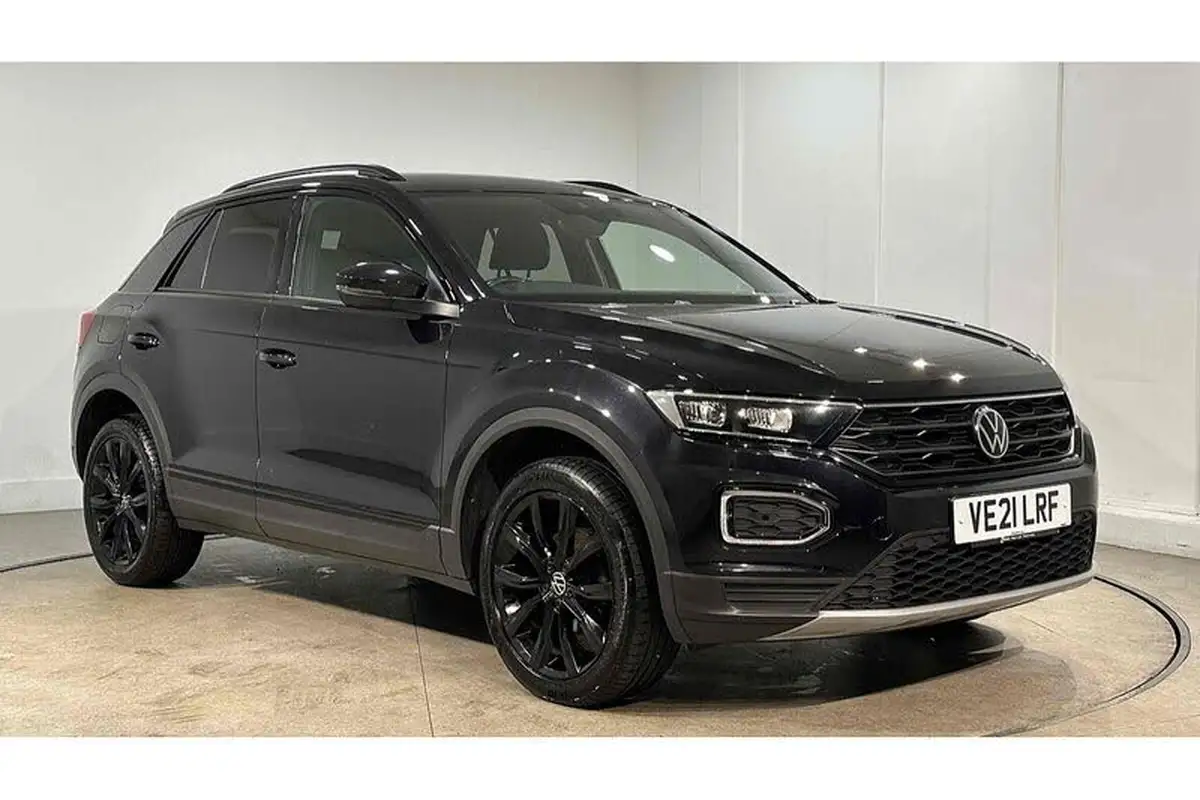 2021-volkswagen-t-roc-15-tsi-black-edition-big-10