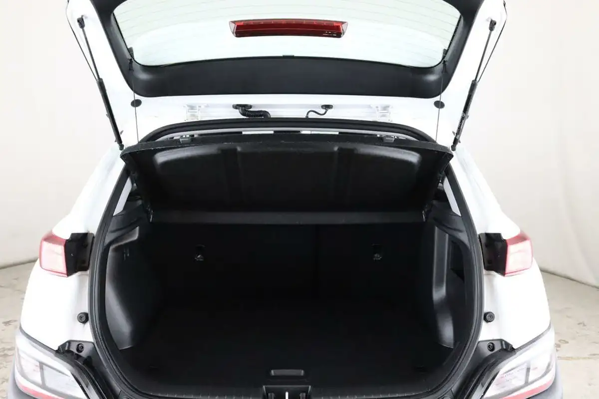 2022-hyundai-kona-10-t-gdi-se-connect-big-12