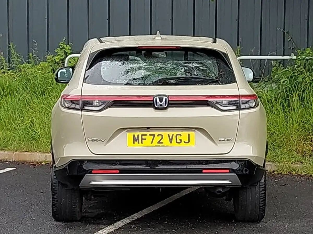 2022-honda-hr-v-15-i-mmd-advance-big-15